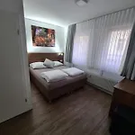 Zwei A 3* Leverkusen