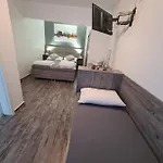 Affittacamere Zwei A 3*