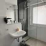 Zwei A 3* Leverkusen