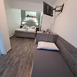 Zwei A Affittacamere