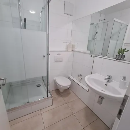 Zwei A 3* 勒沃库森