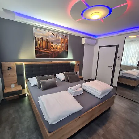 Zwei A Gasthuis 3*