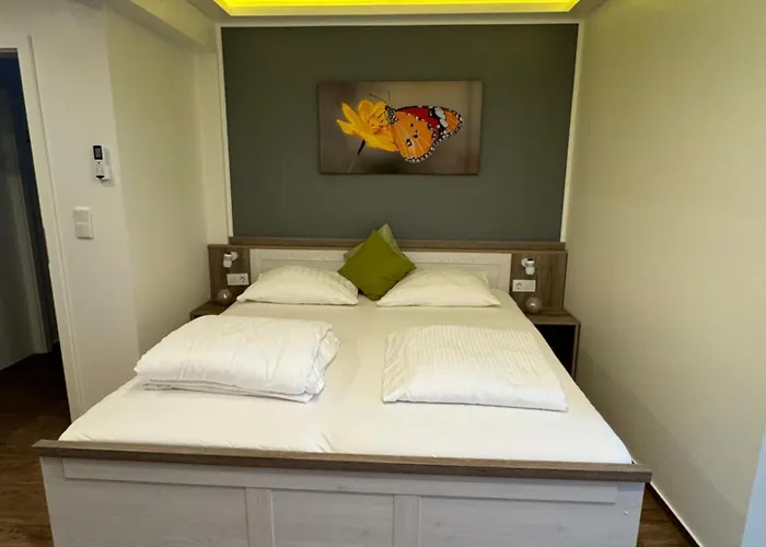 Zwei A Guest house 3*