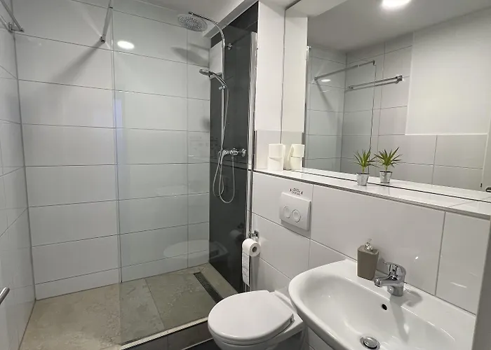 Zwei A Guest house 3*